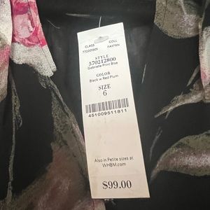 White House Black Market V neck button up, Size 6